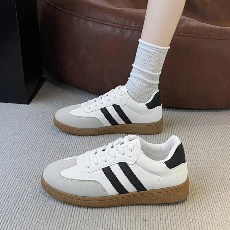 Women Sneakers Flats Ladies Fashion Lace-up Vulcanized Shoes