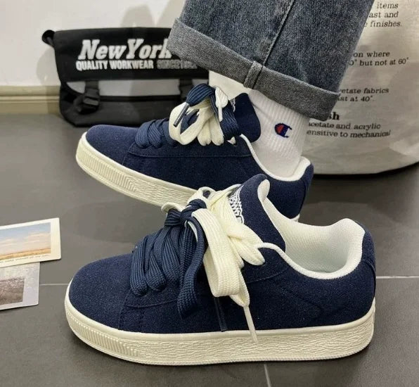 Women's casual sports shoes retro style